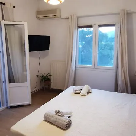Апартаменты La Mandynia 3 Mountain View
